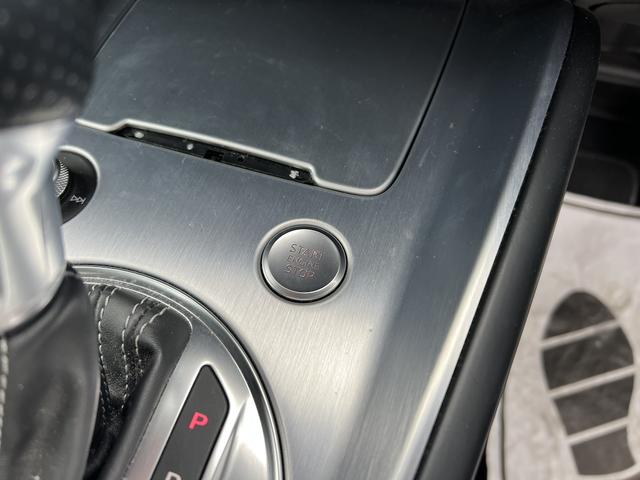 TTクーペ 2.0TFSI クワトロ SラインPKG 4WD 12.3型ナビ フルセグ Bカメラ ETC スマートキー アイスト クルコン ハーフレザーシート マトリクスLEDライト シーケンシャルウィンカー 社外19AW ダウンサス(30枚目)