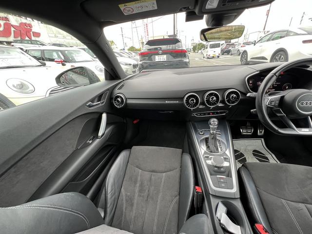 TTクーペ 2.0TFSI クワトロ SラインPKG 4WD 12.3型ナビ フルセグ Bカメラ ETC スマートキー アイスト クルコン ハーフレザーシート マトリクスLEDライト シーケンシャルウィンカー 社外19AW ダウンサス(38枚目)