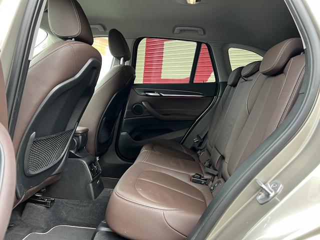 X1 xDrive 18d xライン ハイラインパッケージ 2.0ディーゼルTB・4WD・純正10.2型HDDナビ・Bカメラ・ソナー・ETC・スマートキー・EGプッシュ・アンビエントライト・本革シート・シートH・パワーバック・18AW・LEDライト・衝突軽減B(22枚目)