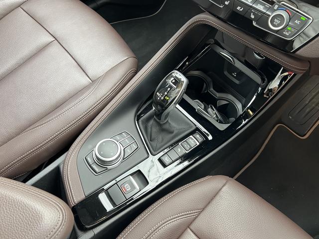 X1 xDrive 18d xライン ハイラインパッケージ 2.0ディーゼルTB・4WD・純正10.2型HDDナビ・Bカメラ・ソナー・ETC・スマートキー・EGプッシュ・アンビエントライト・本革シート・シートH・パワーバック・18AW・LEDライト・衝突軽減B(31枚目)