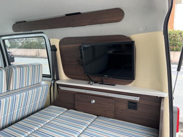 タウンエースバン GL アルトピアーノキャンピング・8ナンバー・5人乗り・ベッドキット・2列目バタフライシート・外部電源・LED照明・シンク・コンセント・シャワー・リヤTV・ルーフキャリア・社外14AWホワイトレターキーレス(36枚目)