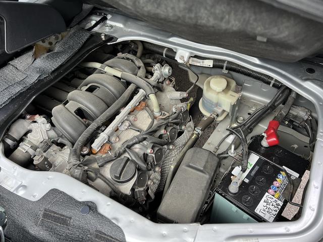 タウンエースバン GL アルトピアーノキャンピング・8ナンバー・5人乗り・ベッドキット・2列目バタフライシート・外部電源・LED照明・シンク・コンセント・シャワー・リヤTV・ルーフキャリア・社外14AWホワイトレターキーレス(51枚目)