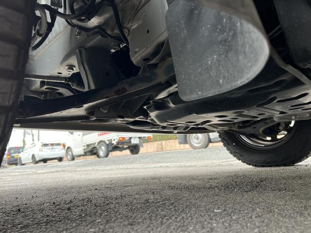 タウンエースバン GL アルトピアーノキャンピング・8ナンバー・5人乗り・ベッドキット・2列目バタフライシート・外部電源・LED照明・シンク・コンセント・シャワー・リヤTV・ルーフキャリア・社外14AWホワイトレターキーレス(53枚目)