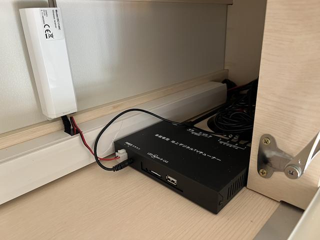 ハイゼットトラック JPスターHappy1+キャンピング・8ナンバー・4人乗り・4WD・ソーラーパネル・FFヒーター・シャワー・ギャレー・電動ステップ・電子レンジ・コンプレッサー式冷蔵庫・強化スプリング・ミラー型ドラレコ(24枚目)