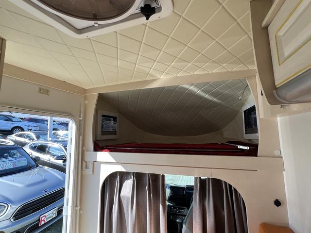 ハイゼットトラック JPスターHappy1+キャンピング・8ナンバー・4人乗り・4WD・ソーラーパネル・FFヒーター・シャワー・ギャレー・電動ステップ・電子レンジ・コンプレッサー式冷蔵庫・強化スプリング・ミラー型ドラレコ(38枚目)