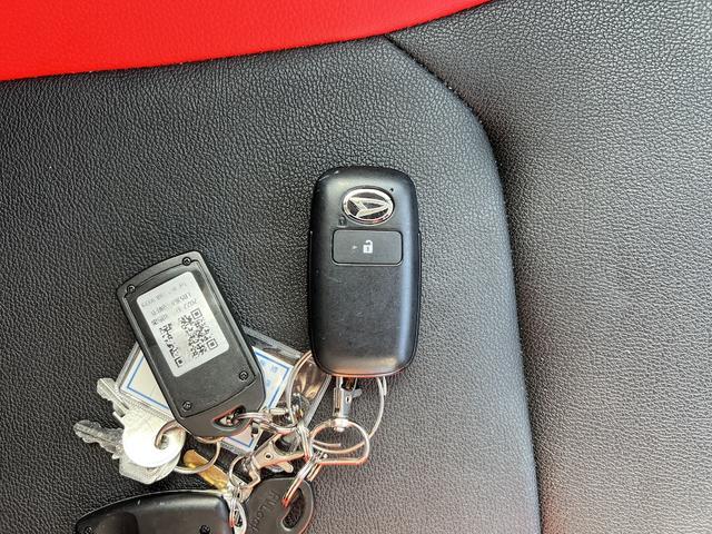 ハイゼットトラック JPスターHappy1+キャンピング・8ナンバー・4人乗り・4WD・ソーラーパネル・FFヒーター・シャワー・ギャレー・電動ステップ・電子レンジ・コンプレッサー式冷蔵庫・強化スプリング・ミラー型ドラレコ(65枚目)