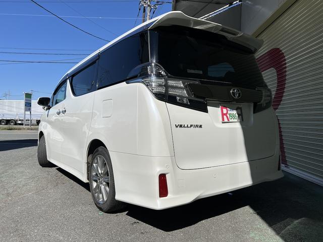 ヴェルファイア 2.5Z Aエディション ゴールデンアイズ 7人乗り・純正10型SDナビ・フルセグ・DVD再生・Bカメラ・後席12型FD・両電動・パワーBK・ハーフレザー・オットマン・衝突軽減・Rクルコン・純正18AW・LEDライト・Fアドミレイションエアロ(7枚目)