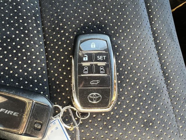 ヴェルファイア 2.5Z Aエディション ゴールデンアイズ 7人乗り・純正10型SDナビ・フルセグ・DVD再生・Bカメラ・後席12型FD・両電動・パワーBK・ハーフレザー・オットマン・衝突軽減・Rクルコン・純正18AW・LEDライト・Fアドミレイションエアロ(25枚目)