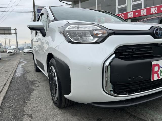 シエンタ ハイブリッドＧ　１．５ＨＶ・５人乗り・純正１０．５型Ｔコネクトナビ・フルセグ・アップルカープレイ・全方位カメラ・ソナー・ＥＴＣ２．０・天井サーキュレター・スマートキー・Ｒクルコン・シートＨ・両電動スライド・衝突軽減（12枚目）