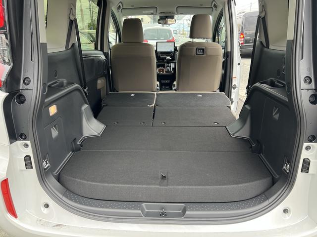 シエンタ ハイブリッドＧ　１．５ＨＶ・５人乗り・純正１０．５型Ｔコネクトナビ・フルセグ・アップルカープレイ・全方位カメラ・ソナー・ＥＴＣ２．０・天井サーキュレター・スマートキー・Ｒクルコン・シートＨ・両電動スライド・衝突軽減（23枚目）