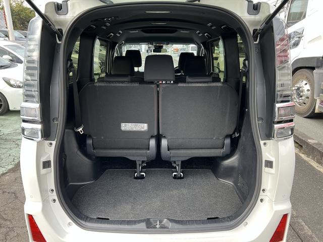 ヴォクシー ＺＳ　煌ＩＩ　純正１０型ＳＤナビ・フルセグＴＶ・ＤＶＤ再生・Ｂカメラ・ソナー・ＥＴＣ・アイスト・スマートキー・ＥＧプッシュ・クルコン・両側電動スライドドア・後席ロールブラインド・ＬＥＤライト・純正１６ＡＷ・衝突軽減（22枚目）