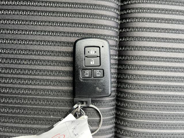 ヴォクシー ＺＳ　煌ＩＩ　純正１０型ＳＤナビ・フルセグＴＶ・ＤＶＤ再生・Ｂカメラ・ソナー・ＥＴＣ・アイスト・スマートキー・ＥＧプッシュ・クルコン・両側電動スライドドア・後席ロールブラインド・ＬＥＤライト・純正１６ＡＷ・衝突軽減（36枚目）