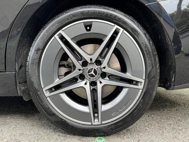 Ｃクラスステーションワゴン Ｃ２００ステーションワゴンアバンギャルドＡＭＧライＰ　１．５ターボＨＶ・サンルーフ・純正１１．９型ＨＤＤナビ・フルセグＴＶ・全方位カメ・ＥＴＣ・ヘッドアップディスプレイ・本革シート・シートＨ・パワーバックドア・ＡＭＧ１８ＡＷ・デジタルライト・ルーフレール（8枚目）