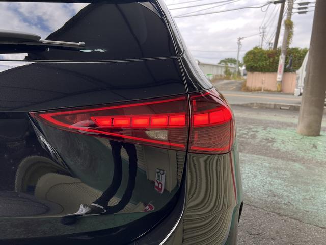 Ｃクラスステーションワゴン Ｃ２００ステーションワゴンアバンギャルドＡＭＧライＰ　１．５ターボＨＶ・サンルーフ・純正１１．９型ＨＤＤナビ・フルセグＴＶ・全方位カメ・ＥＴＣ・ヘッドアップディスプレイ・本革シート・シートＨ・パワーバックドア・ＡＭＧ１８ＡＷ・デジタルライト・ルーフレール（10枚目）