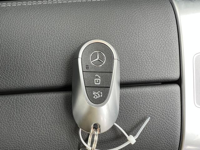 Ｃクラスステーションワゴン Ｃ２００ステーションワゴンアバンギャルドＡＭＧライＰ　１．５ターボＨＶ・サンルーフ・純正１１．９型ＨＤＤナビ・フルセグＴＶ・全方位カメ・ＥＴＣ・ヘッドアップディスプレイ・本革シート・シートＨ・パワーバックドア・ＡＭＧ１８ＡＷ・デジタルライト・ルーフレール（35枚目）
