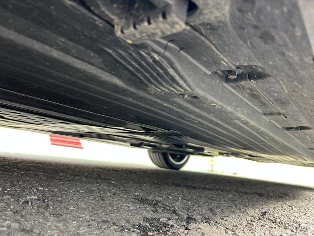 Ｃクラスステーションワゴン Ｃ２００ステーションワゴンアバンギャルドＡＭＧライＰ　１．５ターボＨＶ・サンルーフ・純正１１．９型ＨＤＤナビ・フルセグＴＶ・全方位カメ・ＥＴＣ・ヘッドアップディスプレイ・本革シート・シートＨ・パワーバックドア・ＡＭＧ１８ＡＷ・デジタルライト・ルーフレール（53枚目）