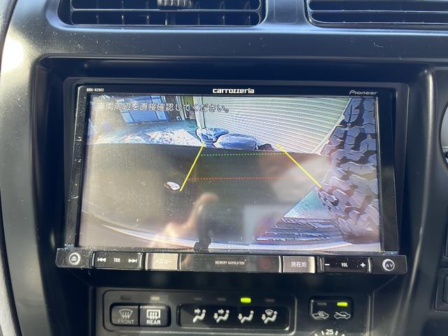 ランドクルーザープラド TX 3.0ディーゼルTB・8人乗・ナロボディー・フルタイム4WD・全塗装車・社外ナビ・フルセグ・Bカメラ・ETC・キーレス・リヤヒーター・ウッドコンビH・丸目フェイス・グリル・社外16AW・ホワイトレター(5枚目)