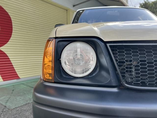 ランドクルーザープラド TX 3.0ディーゼルTB・8人乗・ナロボディー・フルタイム4WD・全塗装車・社外ナビ・フルセグ・Bカメラ・ETC・キーレス・リヤヒーター・ウッドコンビH・丸目フェイス・グリル・社外16AW・ホワイトレター(11枚目)