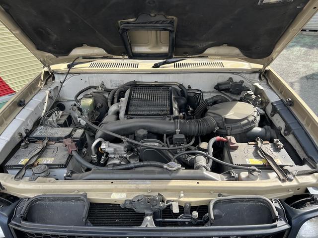 ランドクルーザープラド TX 3.0ディーゼルTB・8人乗・ナロボディー・フルタイム4WD・全塗装車・社外ナビ・フルセグ・Bカメラ・ETC・キーレス・リヤヒーター・ウッドコンビH・丸目フェイス・グリル・社外16AW・ホワイトレター(41枚目)