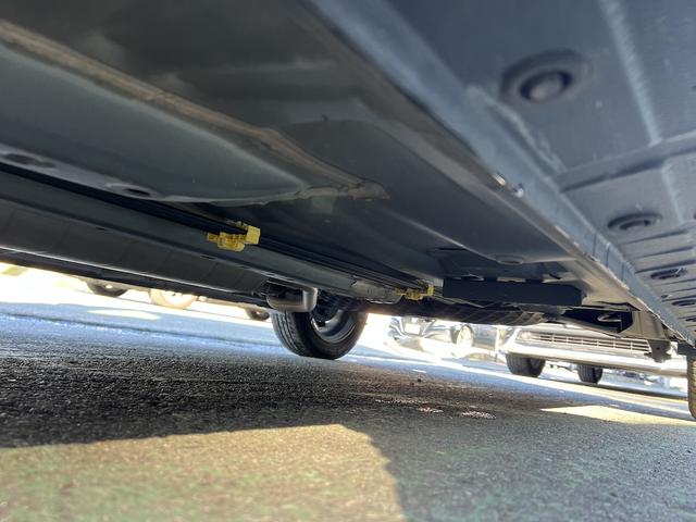 ルーミー カスタムG 純正9型SDナビ・フルセグTV・DVD再生・Bカメラ・ソナー・ETC・スマートキー・EGプッシュ・アイスト・両側電動スライド・LEDライト・LEDフォグ・純正14インチAW・衝突軽減・ロールブラインド(46枚目)