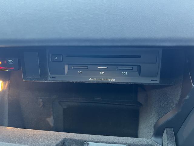 TTクーペ 2.0TFSI 2.0ターボ・12.3型ナビ・フルセグ・DVD・Bカメラ・ソナー・ETC・スマートキー・パドルシフト・クルコン・LEDライト・フォグ・18AW・ドラレコ・パドルシフト・逸脱抑制・ブラインドスポットM(29枚目)