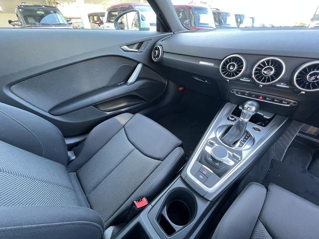 TTクーペ 2.0TFSI 2.0ターボ・12.3型ナビ・フルセグ・DVD・Bカメラ・ソナー・ETC・スマートキー・パドルシフト・クルコン・LEDライト・フォグ・18AW・ドラレコ・パドルシフト・逸脱抑制・ブラインドスポットM(32枚目)