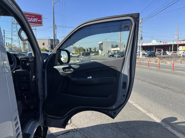 キャラバン プレミアムGX マイルーム 2.4ディーゼルTB・タイヤハウス付き・アルパイン11型ナビ・フルセグ・アップルカープレイ・全方位カメラ・デジタルインナーミラー・インテリキー・LED・社外16AW・JAOSフェンダーガーニィッシュ(27枚目)