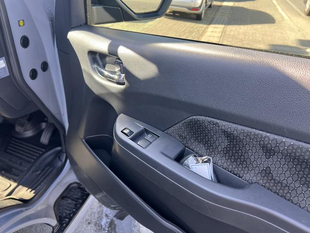 キャラバン プレミアムGX マイルーム 2.4ディーゼルTB・タイヤハウス付き・アルパイン11型ナビ・フルセグ・アップルカープレイ・全方位カメラ・デジタルインナーミラー・インテリキー・LED・社外16AW・JAOSフェンダーガーニィッシュ(29枚目)