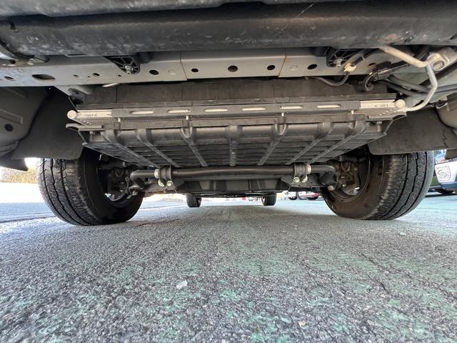 キャラバン プレミアムGX マイルーム 2.4ディーゼルTB・タイヤハウス付き・アルパイン11型ナビ・フルセグ・アップルカープレイ・全方位カメラ・デジタルインナーミラー・インテリキー・LED・社外16AW・JAOSフェンダーガーニィッシュ(51枚目)