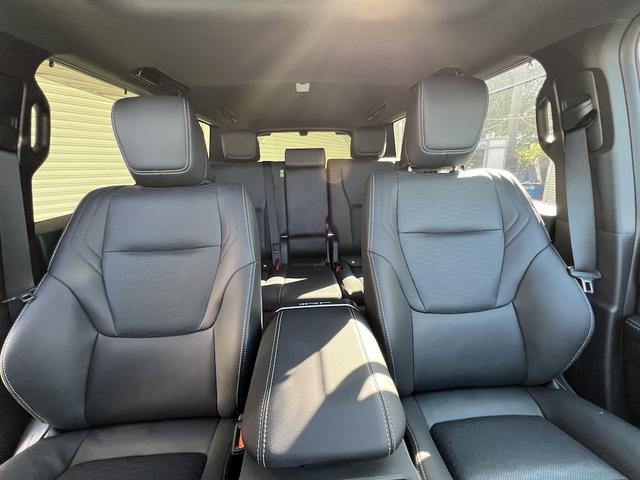 ランドクルーザー250 VX JAOSバンパーガード・スキッドプレート・フェンダーガーニッシュ・サイドステップ・18AW・サンルーフ・12.3型ナビ・フルセグTV・全方位M・デジタルインナーミラー本革シート・シートH・LEDライト(41枚目)