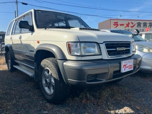 ビッグホーン 　プレジールＩＩ　純正アルミ　３列シート　７人乗り　記録簿　車検令和９年１１月　ターボ交換済（4枚目）