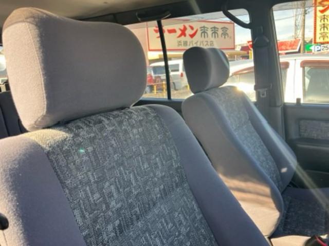 ビッグホーン 　プレジールＩＩ　純正アルミ　３列シート　７人乗り　記録簿　車検令和９年１１月　ターボ交換済（31枚目）