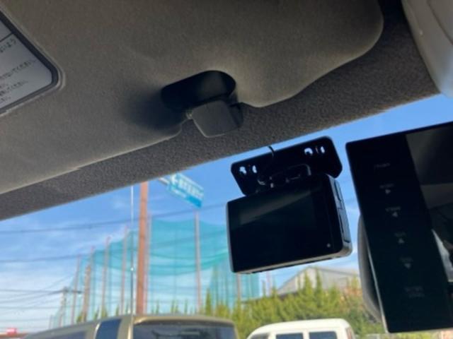 ビッグホーン 　プレジールＩＩ　純正アルミ　３列シート　７人乗り　記録簿　車検令和９年１１月　ターボ交換済（40枚目）