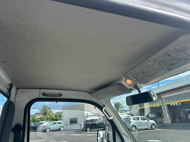 車内空間の写真です♪