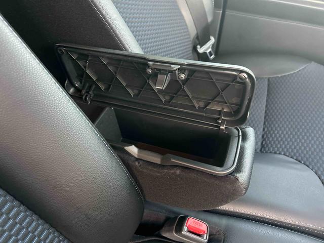 タント カスタムＸ　インパネシフト　プッシュスタートスイッチ　電子カードキー　電動パーキングブレーキ　衝突軽減ブレーキ　車線逸脱防止　アルミホイール　ＡＢＳ　両側パワースライドドア（44枚目）