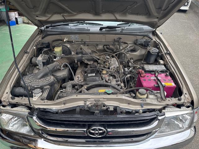 ハイラックススポーツピック トラック AT ドライブレコーダー アルミホイール ABS エアコン パワーウィンドウ 運転席エアバッグ(19枚目)