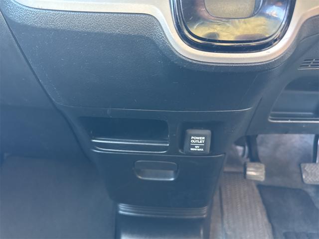 Ｎ－ＢＯＸ Ｇ　ＳＳパッケージ　バックカメラ　両側電動スライドドア　ナビ　スマートキー　アイドリングストップ　電動格納ミラー　ベンチシート　ＣＶＴ　盗難防止システム　ＡＢＳ　ＥＳＣ　アルミホイール　衝突安全ボディ　エアコン（4枚目）