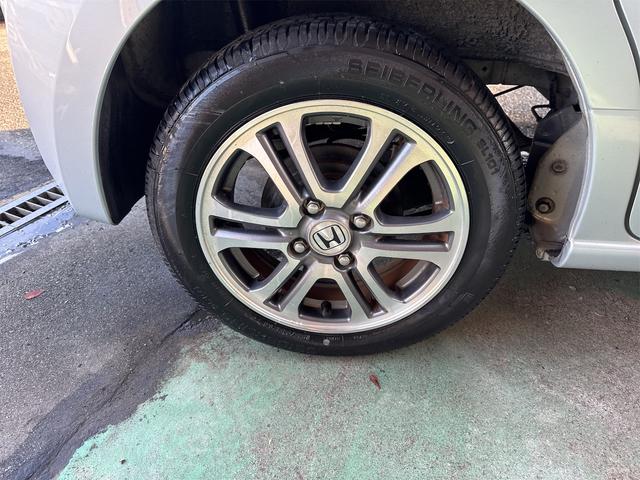 Ｎ－ＢＯＸ Ｇ　ＳＳパッケージ　バックカメラ　両側電動スライドドア　ナビ　スマートキー　アイドリングストップ　電動格納ミラー　ベンチシート　ＣＶＴ　盗難防止システム　ＡＢＳ　ＥＳＣ　アルミホイール　衝突安全ボディ　エアコン（18枚目）