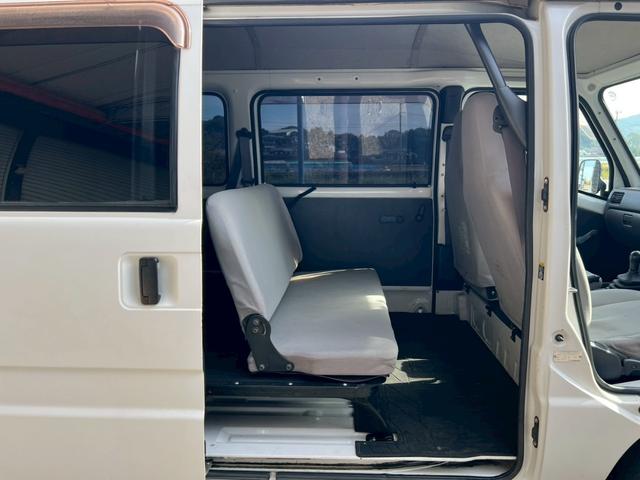 サンバーバン VB 5速ミッション エアコン(10枚目)