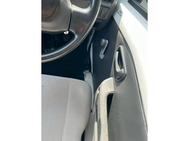 サンバーバン VB 5速ミッション エアコン(18枚目)