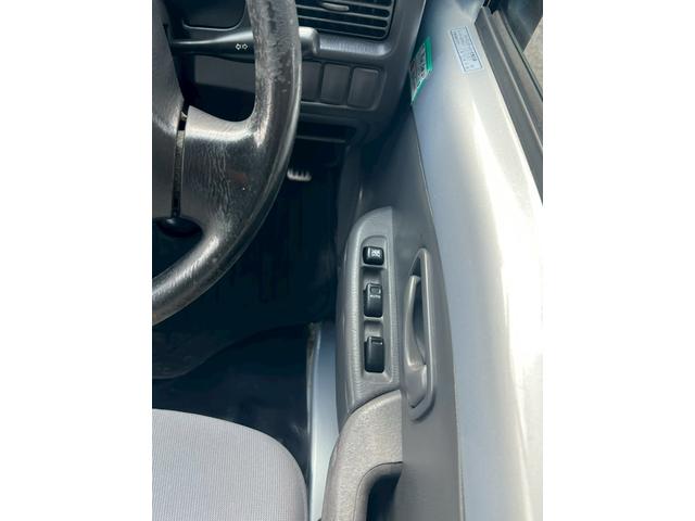 サンバーバン トランスポーター 5速ミッション エアコン キーレス(15枚目)