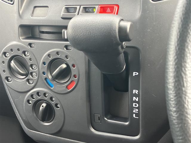 タウンエースバン GL ETC バックカメラ ナビ TV 両側スライドドア 衝突被害軽減システム オートライト キーレスエントリー アイドリングストップ 電動格納ミラー AT ESC CD Bluetooth エアコン(7枚目)