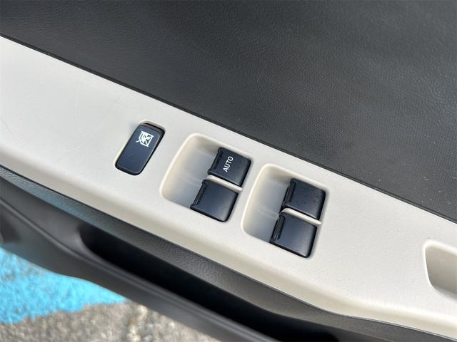 アルト L バックカメラ ナビ レーンアシスト 衝突被害軽減システム オートライト キーレスエントリー アイドリングストップ シートヒーター CVT 盗難防止システム ABS ESC Bluetooth(11枚目)