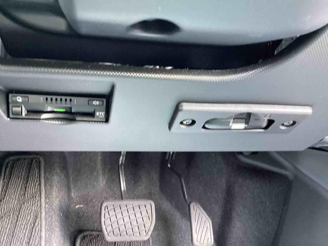 ロッキー プレミアムG HEV プッシュスタートスイッチ 電子カードキー カーナビ 衝突被害軽減システム アルミホイル ABS ETC車載器 ドラレコ オートエアコン(22枚目)