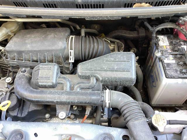 タフト Ｇ　インパネシフト　プッシュスタートスイッチ　電子カードキー　電動パーキングブレーキ　カーナビ　オートマチックハイビーム　被害軽減ブレーキ　車線逸脱防止　ガラスルーフ　アルミホイール　ＡＢＳ（17枚目）