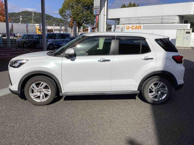 ロッキー X フロアシフト プッシュスタートスイッチ 電子カードキー ディスプレイオーディオ 衝突被害軽減システム 車線逸脱防止 オートハイビーム アルミホイール ABS(5枚目)