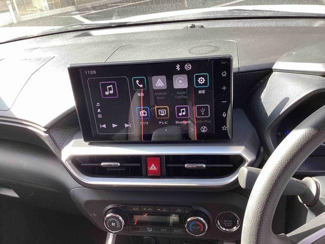 ロッキー X フロアシフト プッシュスタートスイッチ 電子カードキー ディスプレイオーディオ 衝突被害軽減システム 車線逸脱防止 オートハイビーム アルミホイール ABS(10枚目)