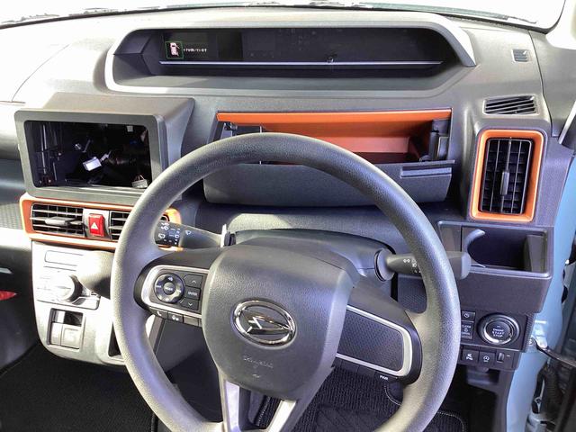 タント ファンクロス　インパネシフト　プッシュスタートスイッチ　電子カードキー　電動パーキングブレーキ　衝突軽減システム　レーンキープアシスト　ＡＢＳ　アルミホイール（15枚目）