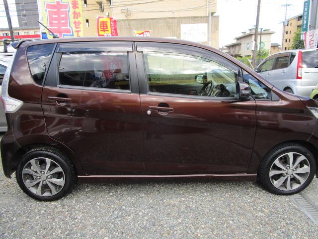 デイズ ハイウェイスター G プシュスタート/エマーゼエンシーブレキ/アラウンドビューモニター/ETC/ナビ/TV/禁煙車/HIDオートライト/オートエアコン(4枚目)