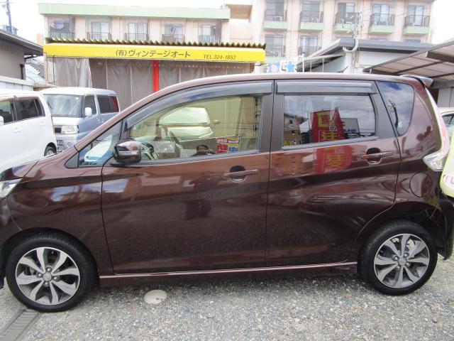 デイズ ハイウェイスター G プシュスタート/エマーゼエンシーブレキ/アラウンドビューモニター/ETC/ナビ/TV/禁煙車/HIDオートライト/オートエアコン(5枚目)